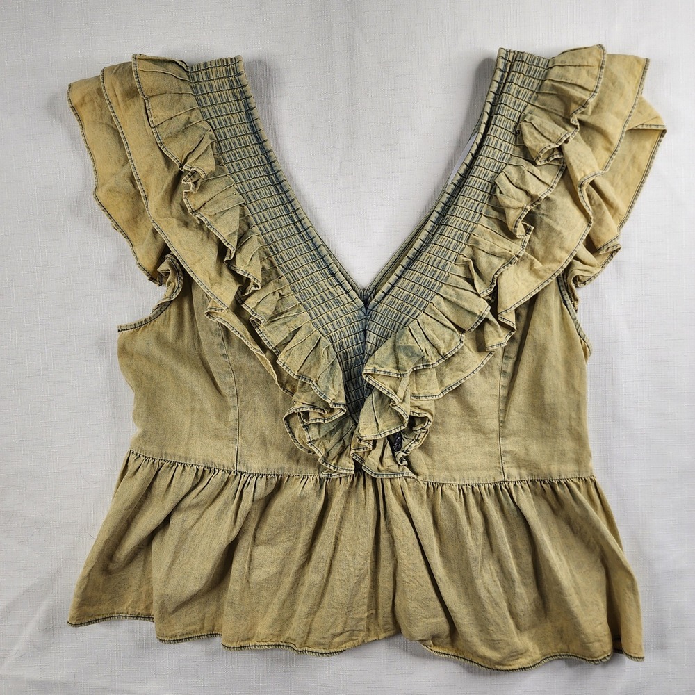 Mare Mare Anthropologie Denim Ruffle Cap Sleeve Top Boho Feminine Smocked Medium